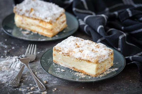 Biscuit Cake Slice